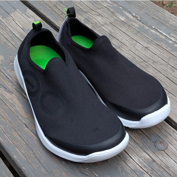 NWT OOFOS OOMG Sport Men\'s Size 9 EU 42 Black White Recovery Slip-On Shoes main image 8